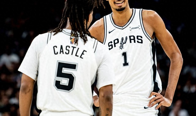 天天盈球即时比分直播-8分钟两双15分钟20+10！文班亚马狂揽41+16连刷纪录 真要拿MVP？|马刺|圣安东尼奥马刺队|俄克拉荷马雷霆队|NBA常规赛|芝加哥公牛队_新浪体育_新浪新闻