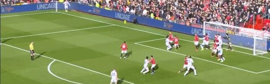 天天盈球即时比分直播-【英超】2比1逆转十人水晶宫 曼联升至积分榜第三！