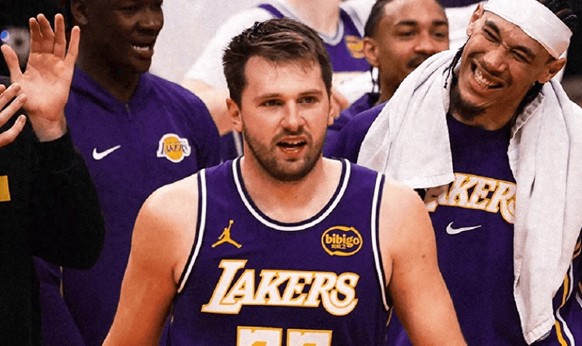 天天盈球即时比分直播-东契奇你太狠了，科比尘封20年的历史纪录，今天被你打破|湖人|骑士|科比·布莱恩特|科比-布莱恩特|克利夫兰骑士队_新浪体育_新浪新闻