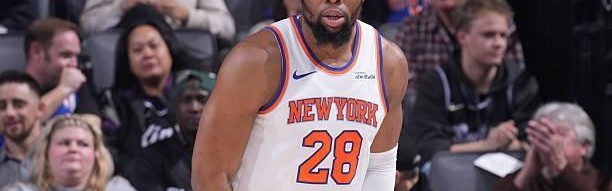 天天看球-Shams：尼克斯将亚布塞莱交易至公牛，换来达伦-特里