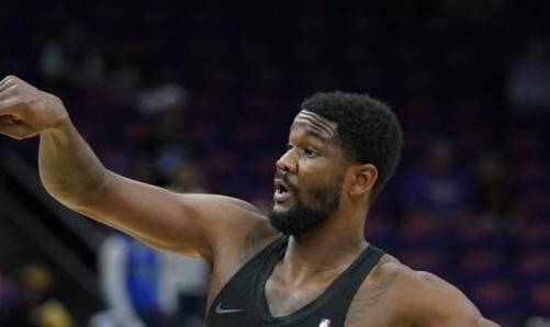 天天盈球-艾顿化身野兽轰下双20 太阳主场11胜1负继续领跑