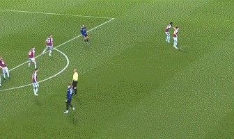 天天赢球-【英超】博格巴首开纪录 曼联客场两球无效平垫底队